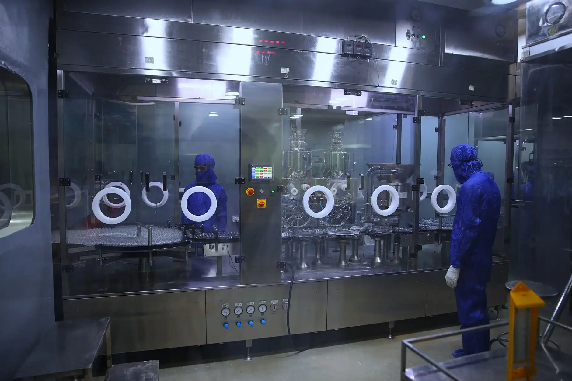 微电子集成电路在工业控制领域的应用现状与技术演进