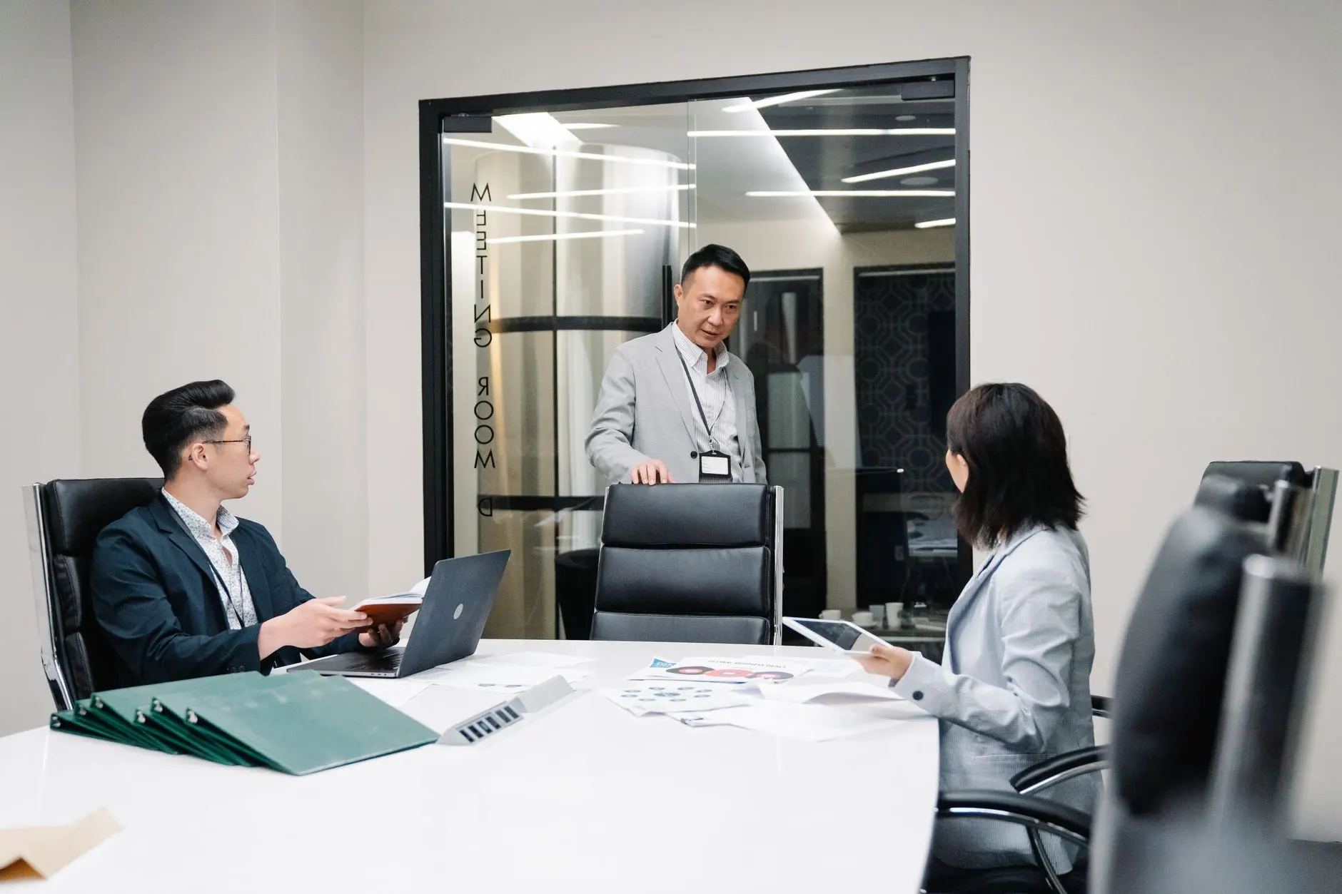 半导体器件选型要点:江阴微电子企业的技术保障能力分析