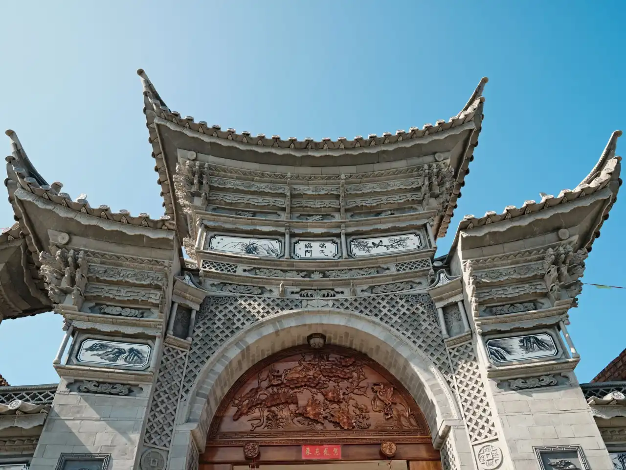 江阴和普微电子半导体器件在工业控制电路中的应用实例分析